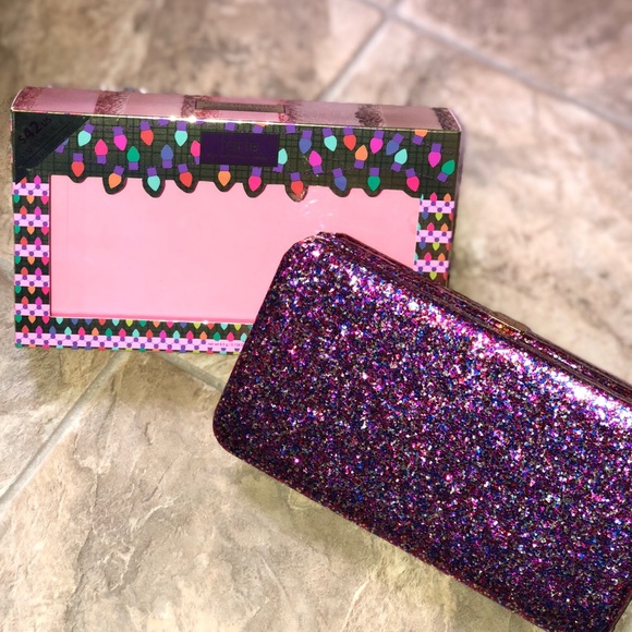 Tarte high performance blush clutch - Picture 4 of 5